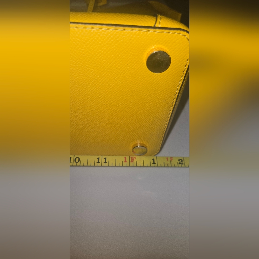 NWOT Michael Kors Yellow Tote with Luxurious Pebbled Finish (New Not Tag) - Picture 5 of 12